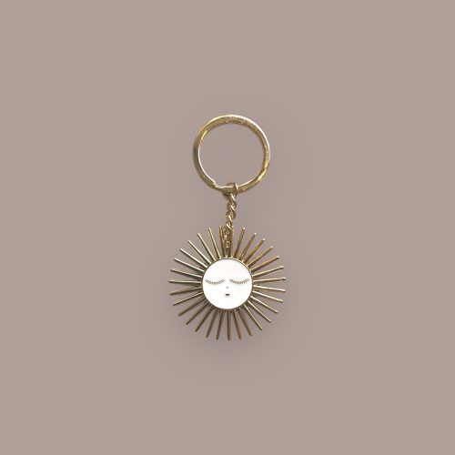 Porte clé soleil en laiton doré et émaillé