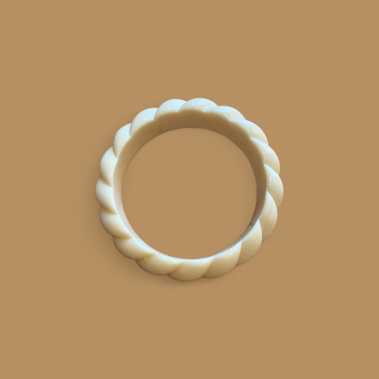 jonc torsadé écru Agathe and cocö 65mm de diamètre jonc torsadé écru Agathe and cocö 65mm de diamètre