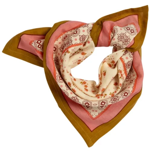 petit-foulard-itsi-petale