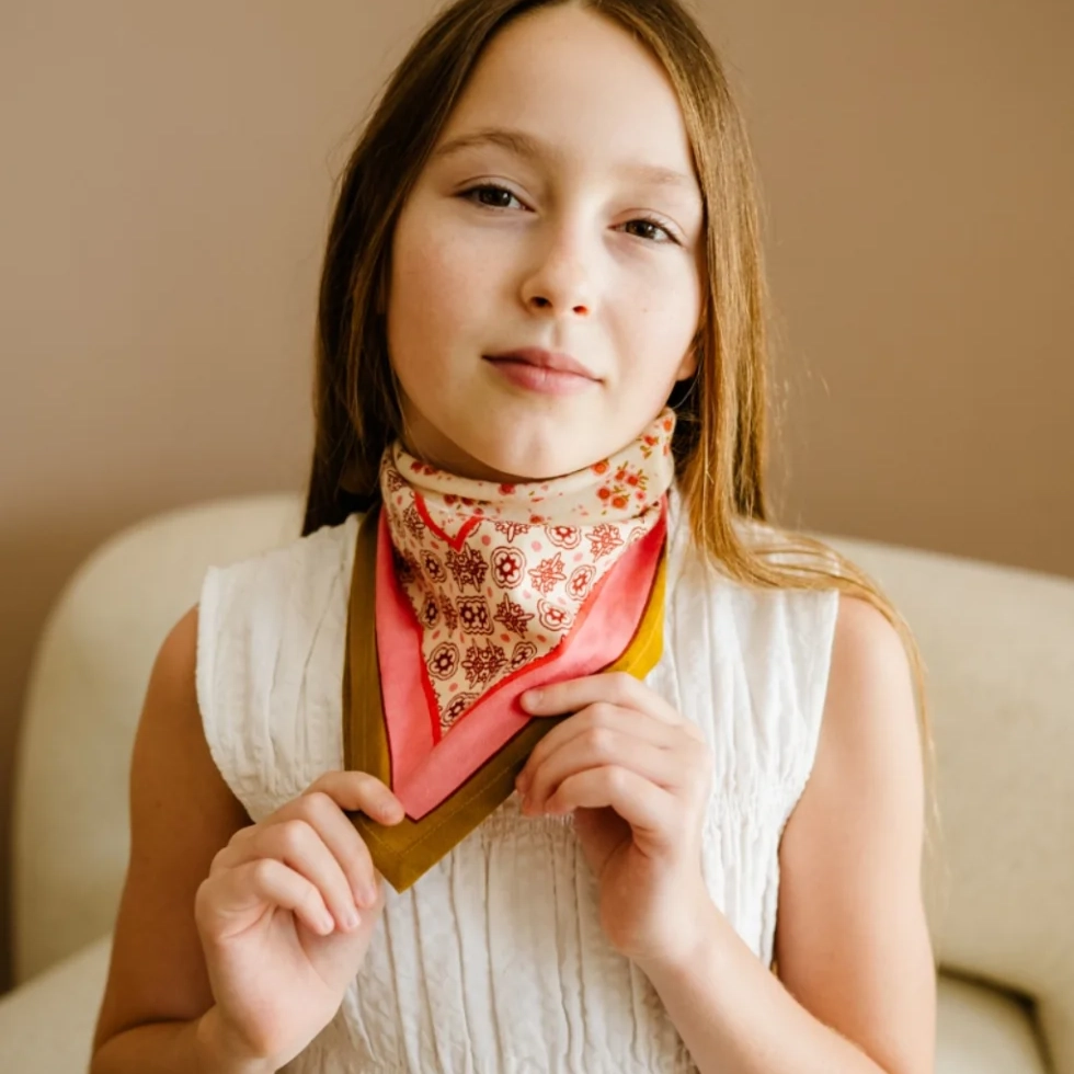 petit-foulard-itsi-petale